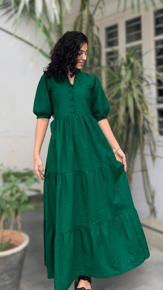 Forest Green Maxi Dress HOUSE OF SHAILJA | tasweeq.om Fashion Store Forest Green Maxi Dress HOUSE OF SHAILJA | tasweeq.om Fashion Store